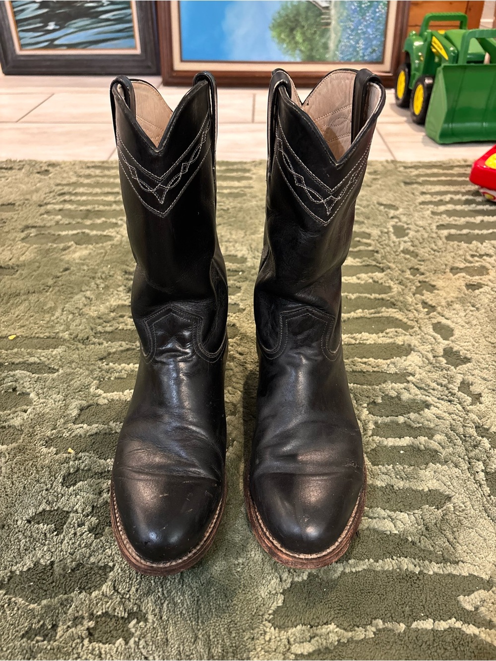 Justin Black Leather Roper Boots - Women’s 8 - Classic Western Cowboy